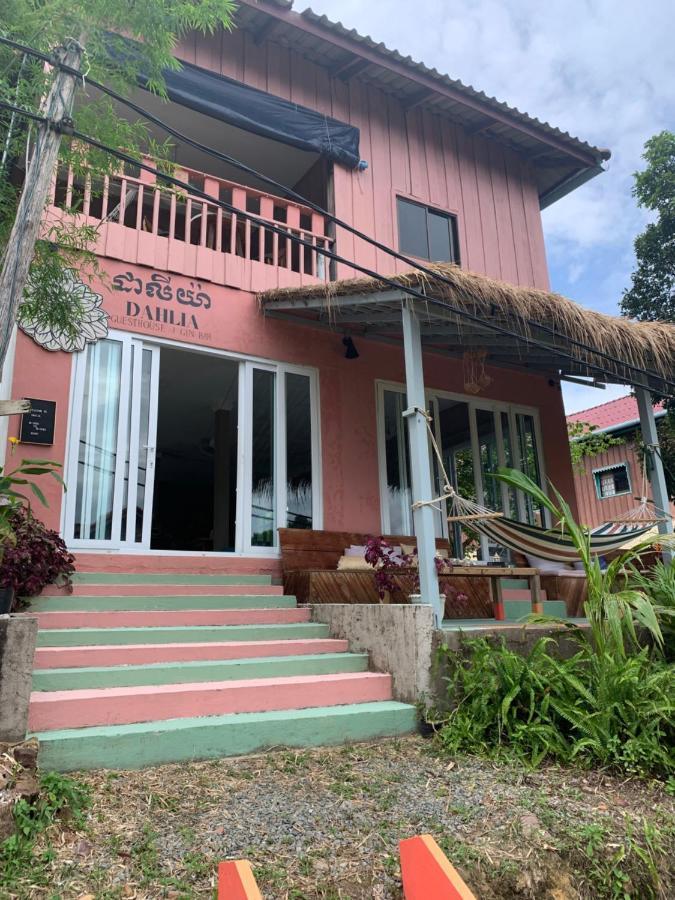 Dahlia Guesthouse Koh Rong Sanloem Exteriör bild