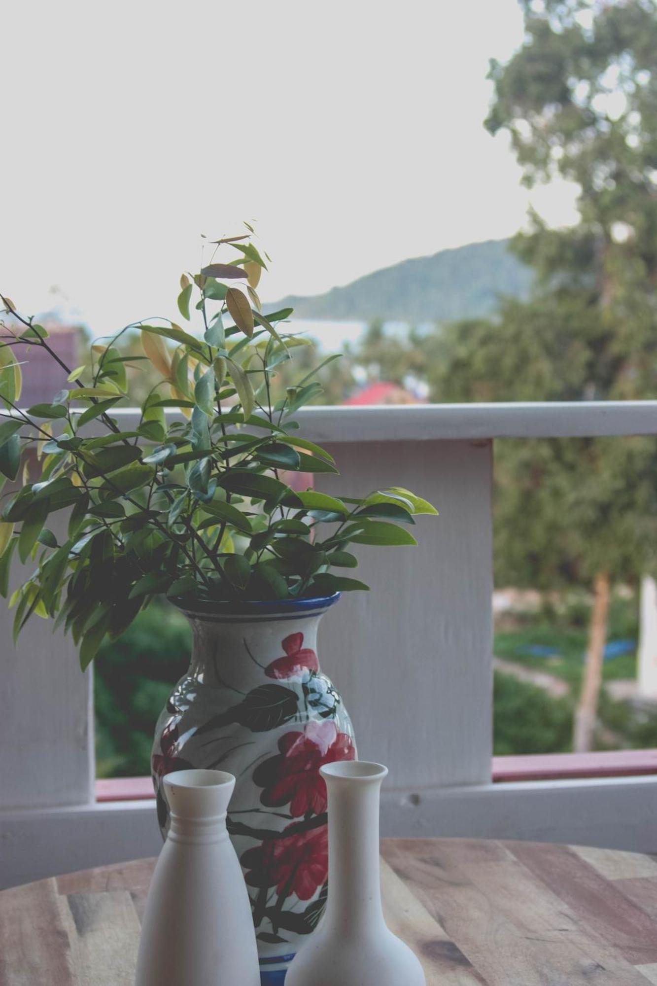 Dahlia Guesthouse Koh Rong Sanloem Exteriör bild
